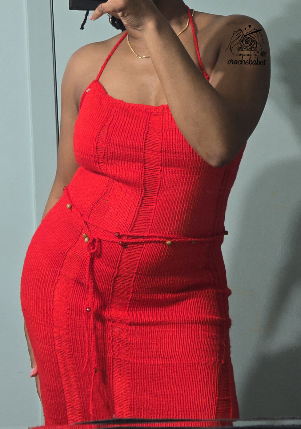 Robe longue vintage en dentelle tricotée
