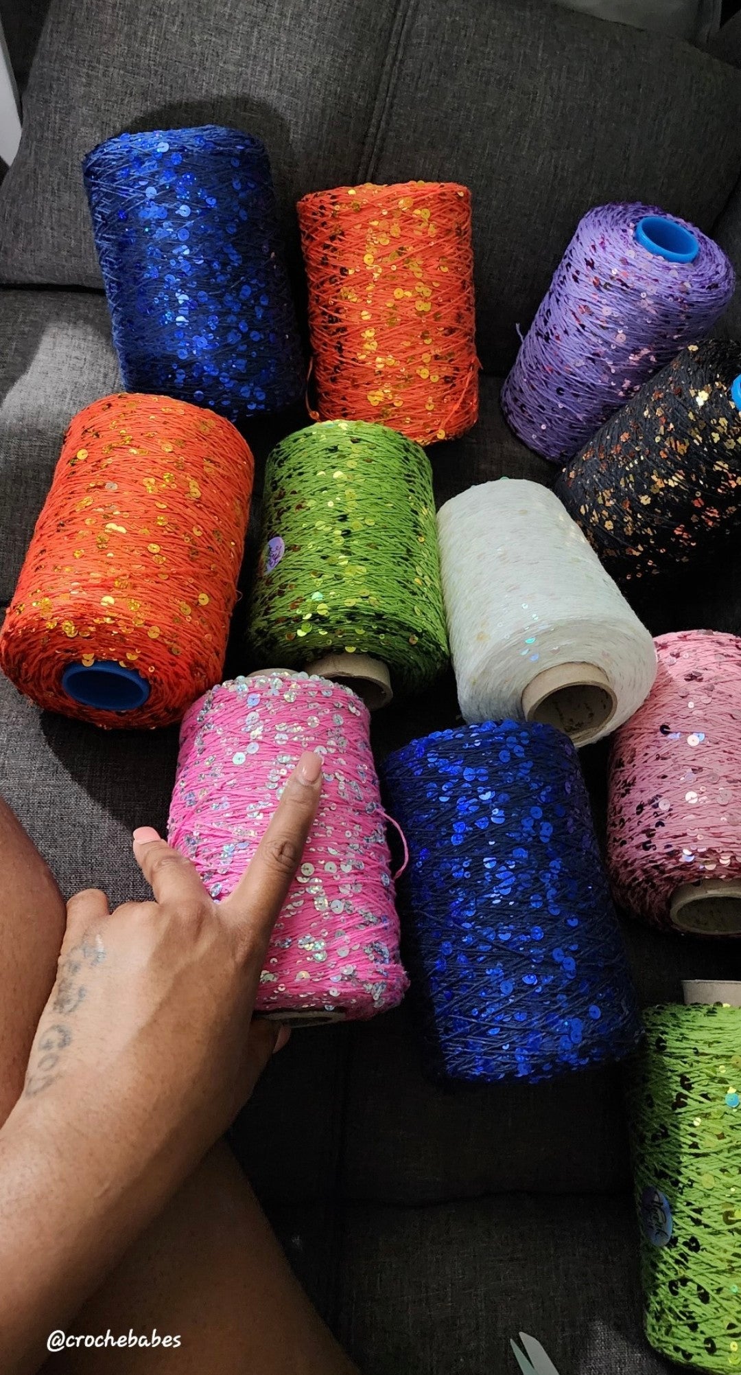 Robe en maille à paillettes au crochet à manches longues